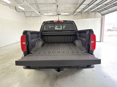 Certified 2022 Chevrolet Colorado LT w/ LT Convenience Package image 15
