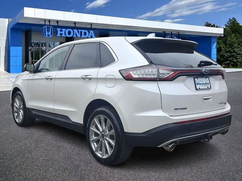 Used 2018 Ford Edge Titanium w/ Equipment Group 301A AWD/4WD image 22