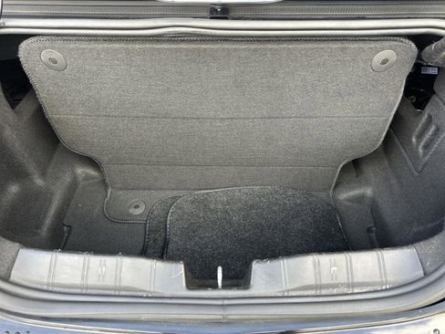 Used 2019 Chevrolet Camaro LT image 19