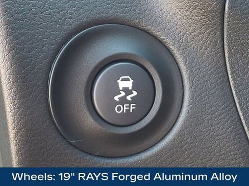 Used 2023 Nissan Z w/ Floor Mat Package (L93) RWD image 8