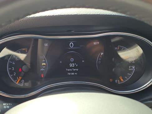 Used 2019 Jeep Grand Cherokee Limited AWD/4WD image 33