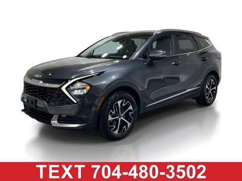 Used 2023 Kia Sportage EX AWD/4WD image 1