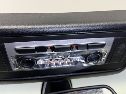 Used 2008 BMW 335i Convertible w/ Premium Pkg image 36