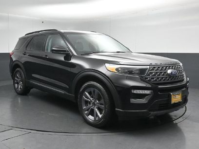 Certified 2024 Ford Explorer XLT w/ Equipment Group 202A