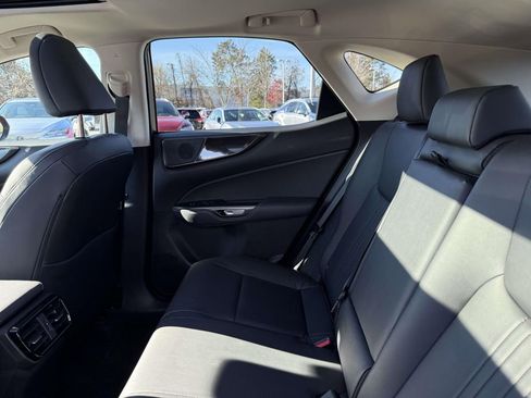 Used 2025 Lexus NX 350 AWD image 18