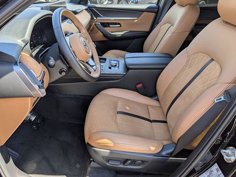 Certified 2025 MAZDA CX-70 3.3 Turbo S w/ Premium Plus image 29