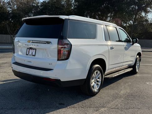 Used 2024 Chevrolet Suburban LT image 9