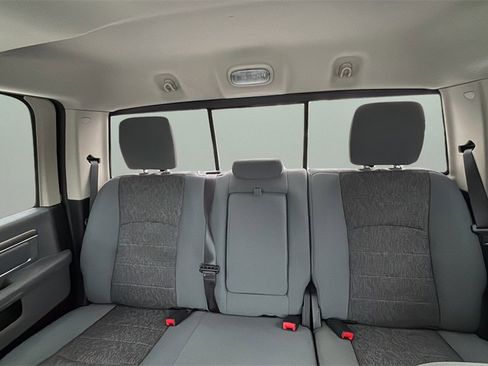 Used 2017 RAM 1500 Big Horn image 16