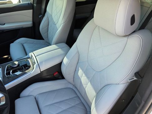 Certified 2024 BMW X5 sDrive40i w/ Premium Package RWD image 10