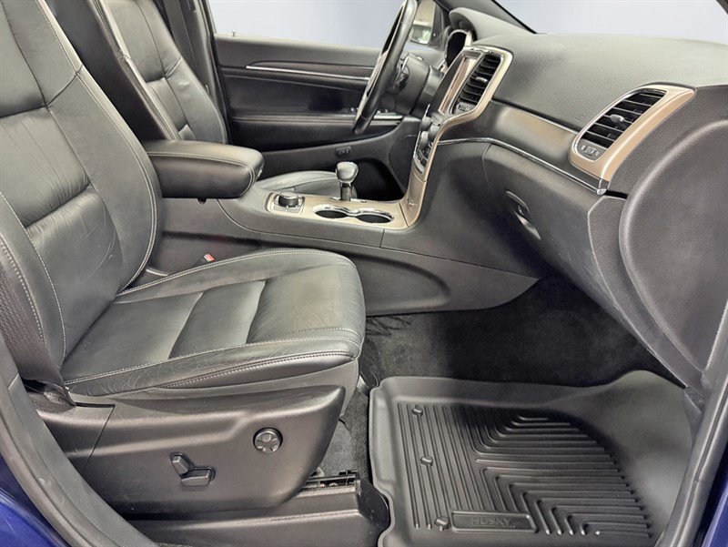 Used 2015 Jeep Grand Cherokee Limited AWD/4WD image 24