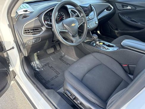 Used 2023 Chevrolet Malibu LT FWD image 9