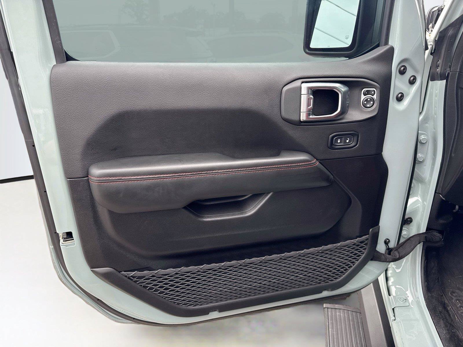 Used 2024 Jeep Wrangler Unlimited Rubicon 392 AWD/4WD image 9