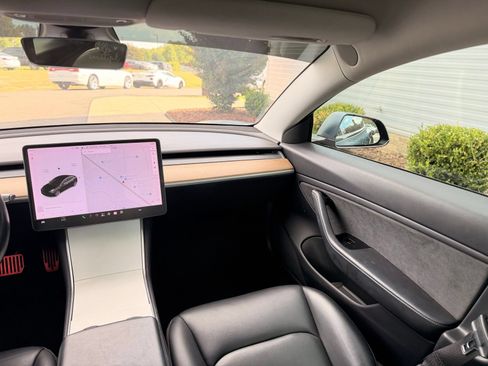 Used 2019 Tesla Model 3 Long Range AWD/4WD image 29