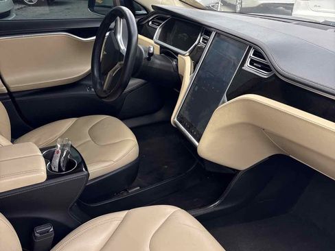 Used 2014 Tesla Model S 85 RWD image 3