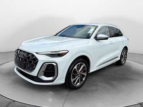 New 2026 Audi SQ5 Premium Plus AWD/4WD image 3