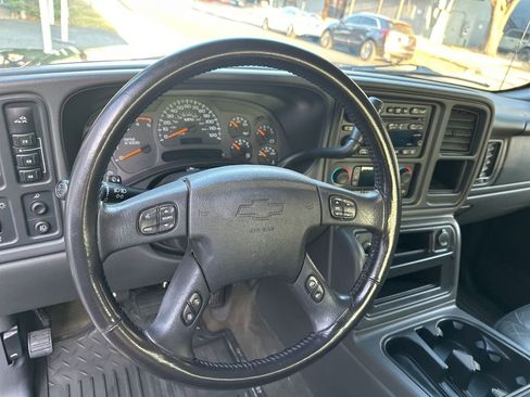 Used 2003 Chevrolet Silverado 2500 LT w/ Skid Plate Package image 10