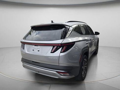 Used 2025 Hyundai Tucson Limited image 5