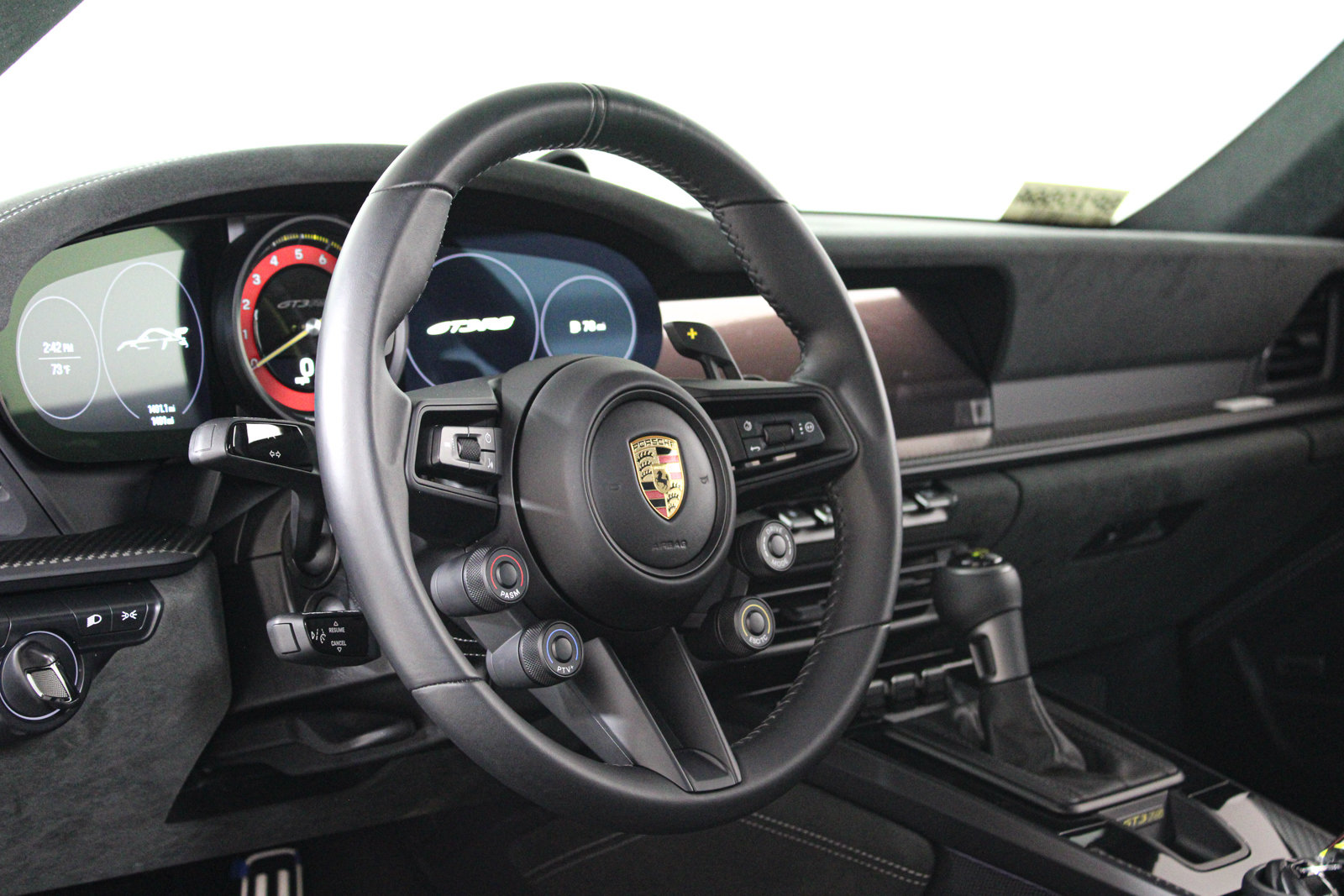 Used 2024 Porsche 911 GT3 RS RWD image 42