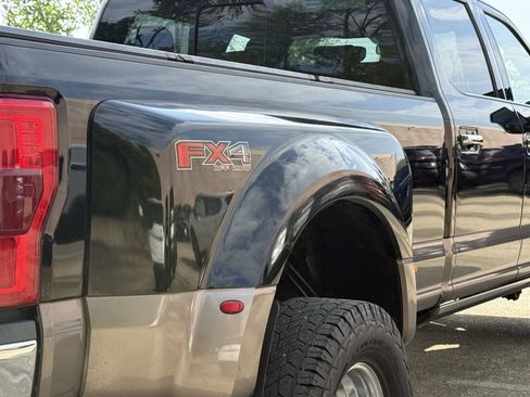 Used 2018 Ford F350 King Ranch w/ King Ranch Ultimate Package image 8