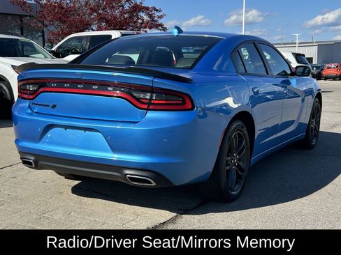 Used 2019 Dodge Charger SXT w/ Plus Group AWD/4WD image 7