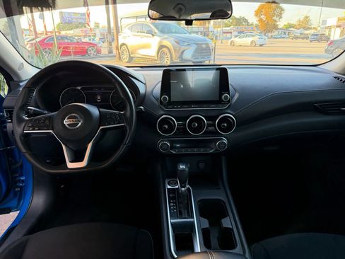 Used 2021 Nissan Sentra SV FWD image 16