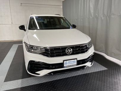 Used 2022 Volkswagen Tiguan SE R-Line