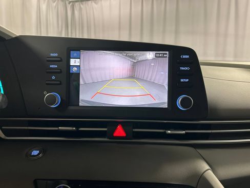 New 2026 Hyundai Elantra Hybrid FWD image 16