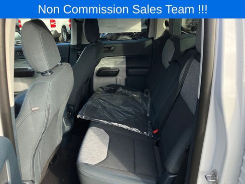 New 2025 Ford Maverick XLT w/ Equipment Group 301A image 30