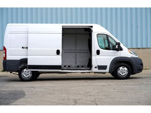 Used 2017 RAM ProMaster 2500 image 3
