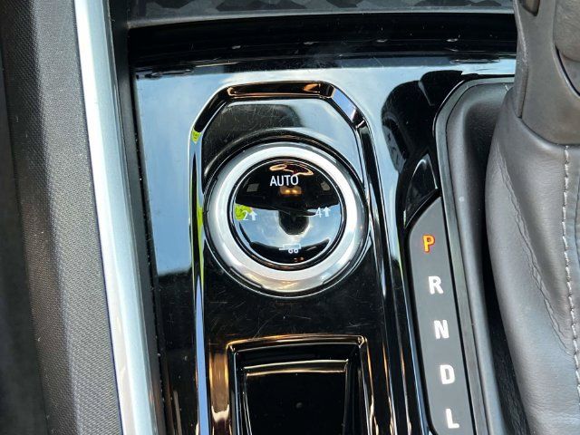 Used 2025 Chevrolet Colorado W/T w/ Advanced Trailering Package AWD/4WD image 28