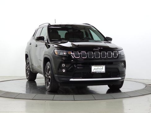 Used 2022 Jeep Compass Limited AWD/4WD image 1