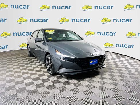 Certified 2023 Hyundai Elantra SEL w/ Convenience Package image 1