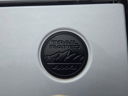 Used 2022 Jeep Wrangler Unlimited Sport AWD/4WD image 12