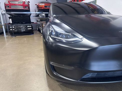 Used 2023 Tesla Model Y Performance image 73