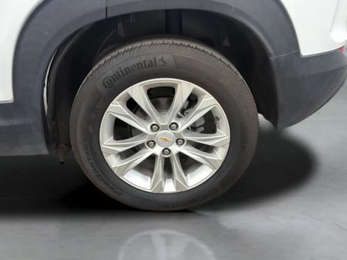 Used 2023 Chevrolet TrailBlazer LS FWD image 26