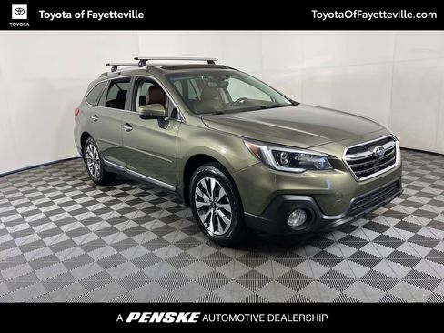 Used 2018 Subaru Outback 2.5i Touring w/ Popular Package #3 image 6