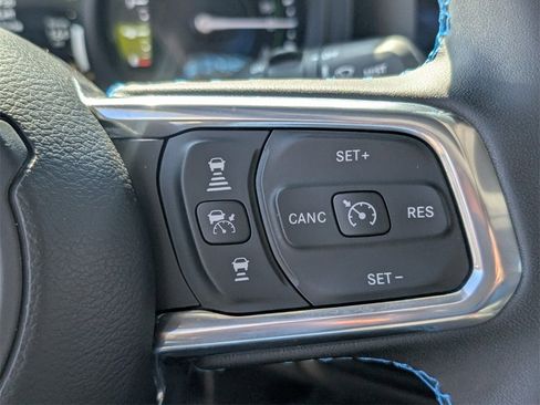 Used 2024 Jeep Wrangler High Altitude image 26