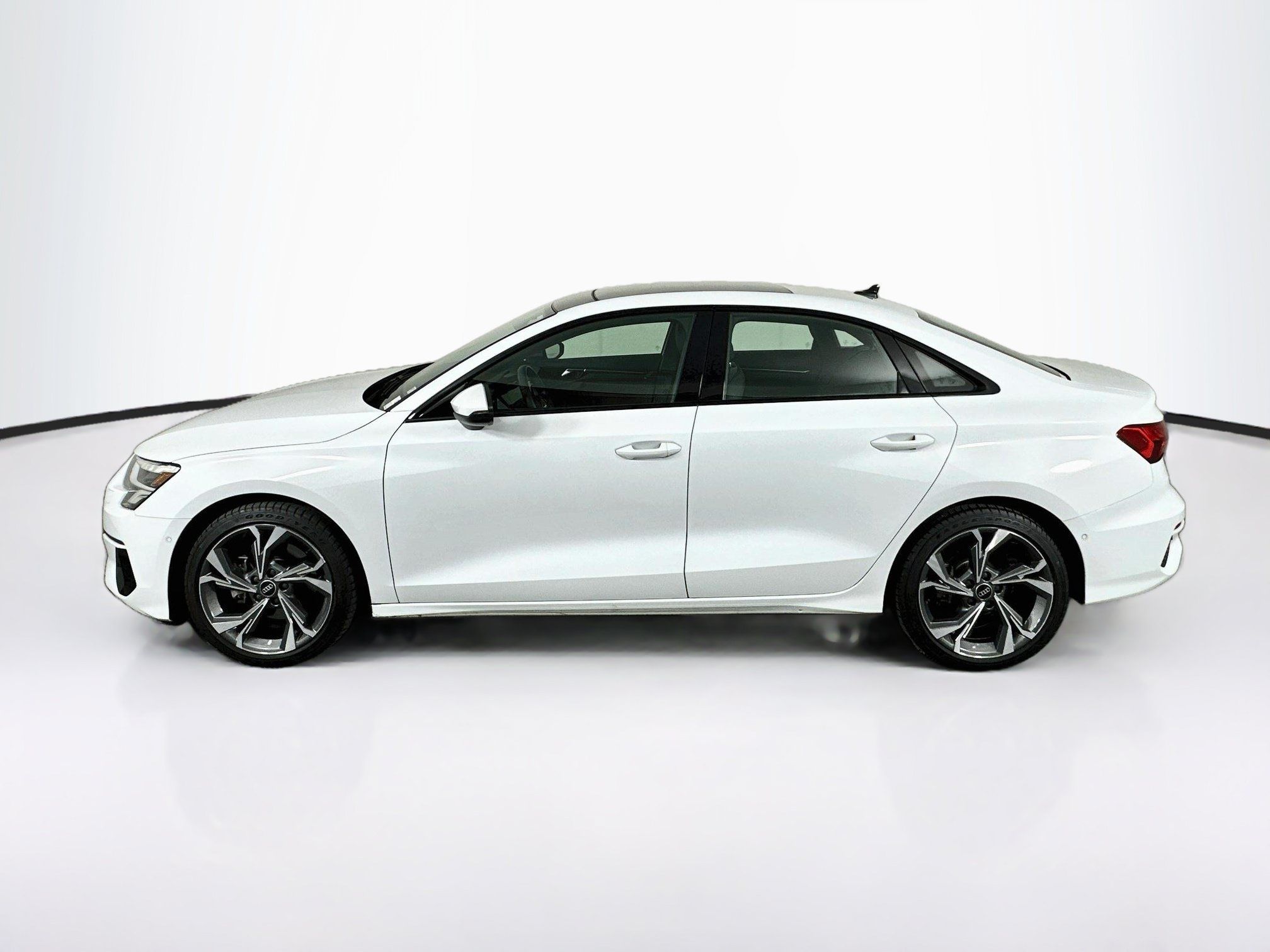 Used 2023 Audi A3 2.0T Premium AWD/4WD image 4