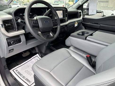 New 2024 Ford F250 XL w/ XL Chrome Package image 12