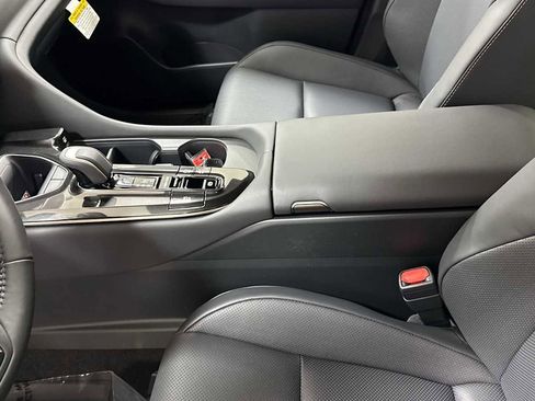 New 2026 Toyota Crown Signia XLE image 23