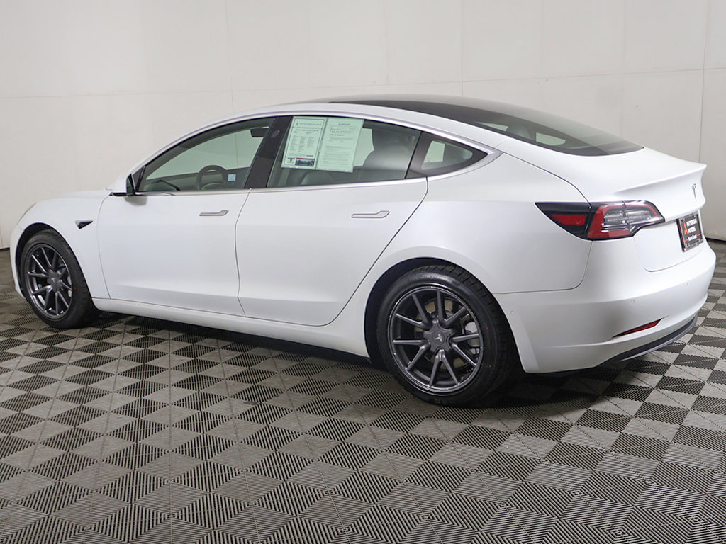 Used 2020 Tesla Model 3 Standard Range Plus RWD image 13