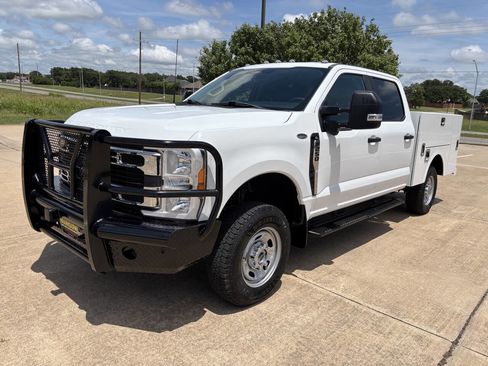 Used 2023 Ford F250 XL w/ 360-Degree Camera Package AWD/4WD image 8