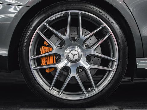 Used 2019 Mercedes-Benz E 63 AMG S w/ Driver Assistance Package image 19