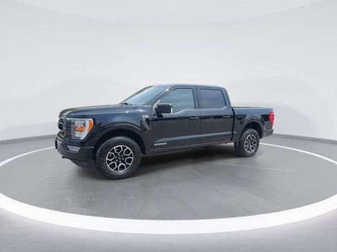 Used 2022 Ford F150 XLT w/ Equipment Group 302A High AWD/4WD image 4