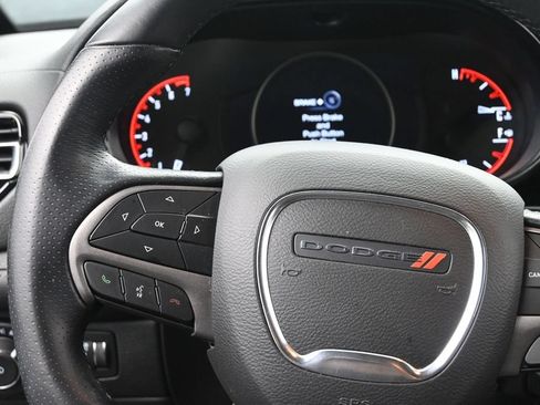Used 2022 Dodge Durango SXT w/ Blacktop Package AWD/4WD image 27