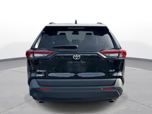 Certified 2024 Toyota RAV4 XLE Premium image 7