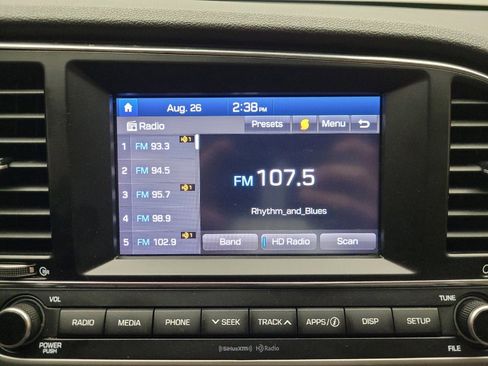 Used 2018 Hyundai Elantra SEL image 25