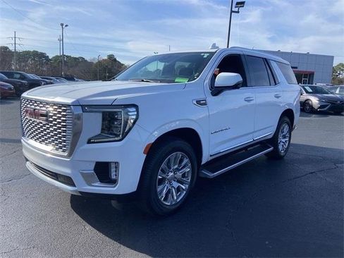 Used 2023 GMC Yukon Denali image 13