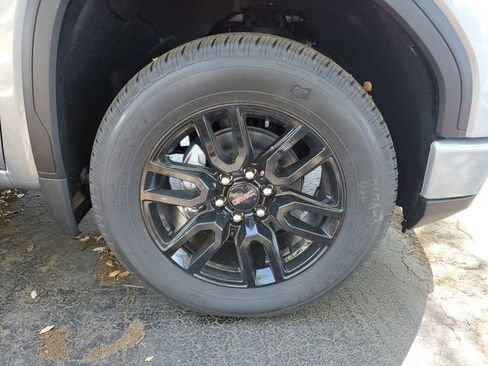 New 2026 GMC Sierra 1500 Elevation image 6