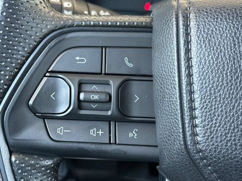 Certified 2024 Toyota Tacoma SR5 AWD/4WD image 29